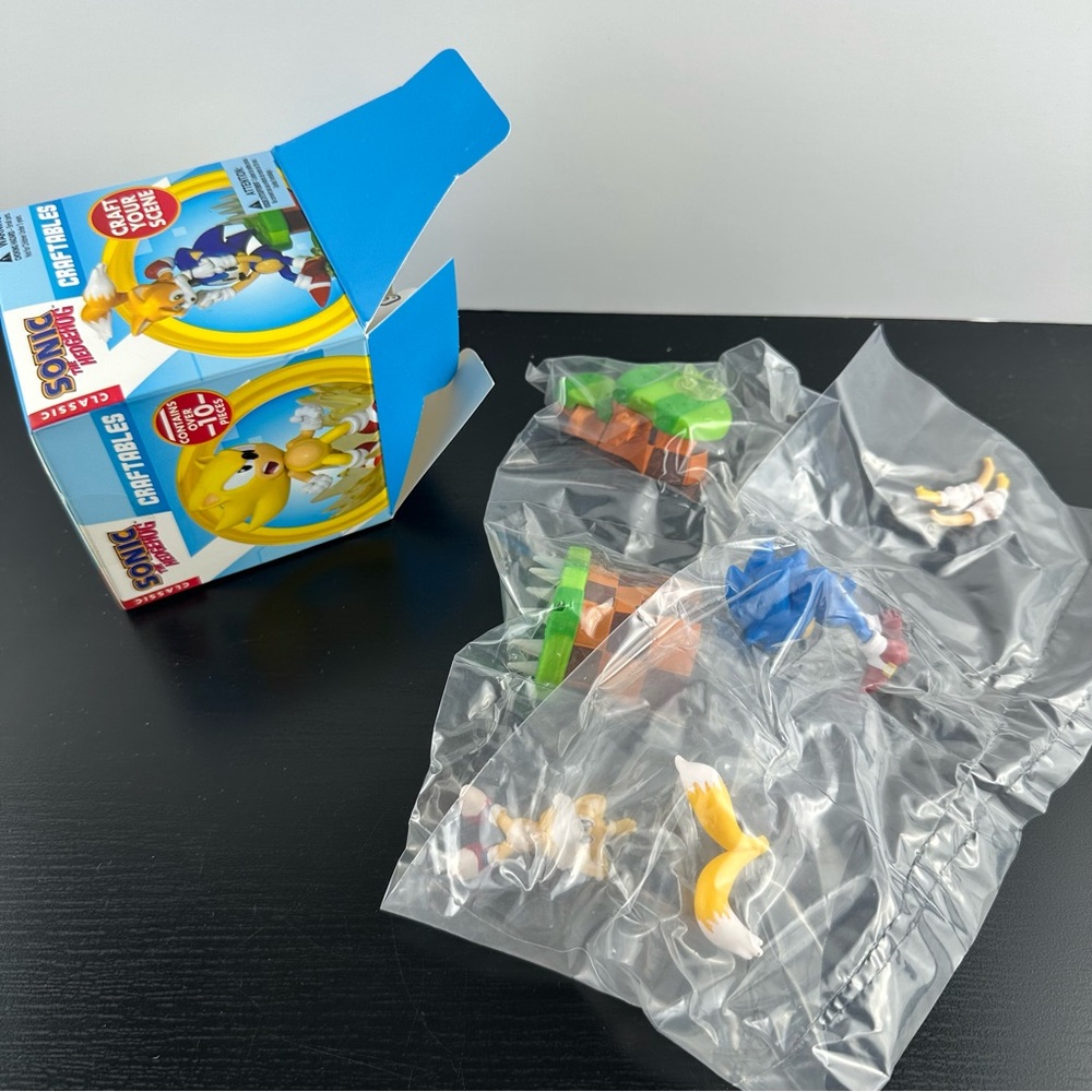 Sonic The Hedgehog Craftables Craft Your Scene Mystery Sonic Tails NEW OPEN BOX